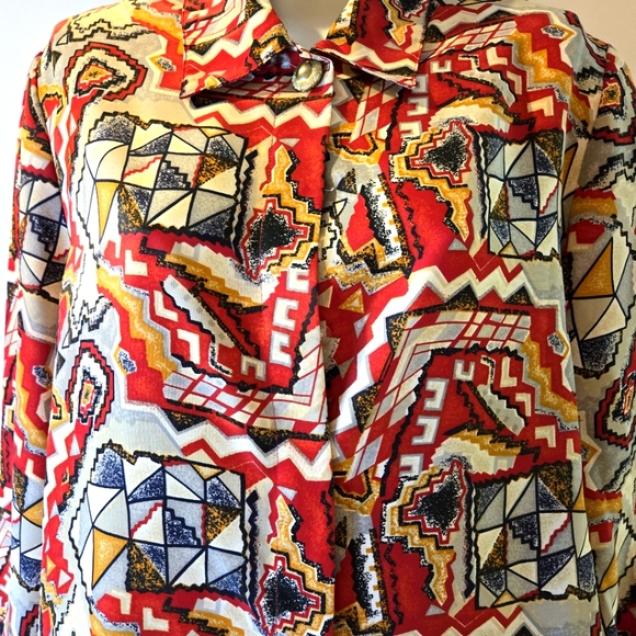 Classic Collection Woman's Abstract Print Blouse, Long Sleeve, Size 12 - Picture 6 of 11